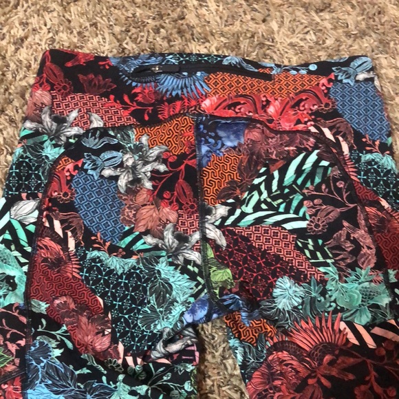 LULULEMON LEGGINGS speed thighs Size 6 multicolor - Picture 2 of 6